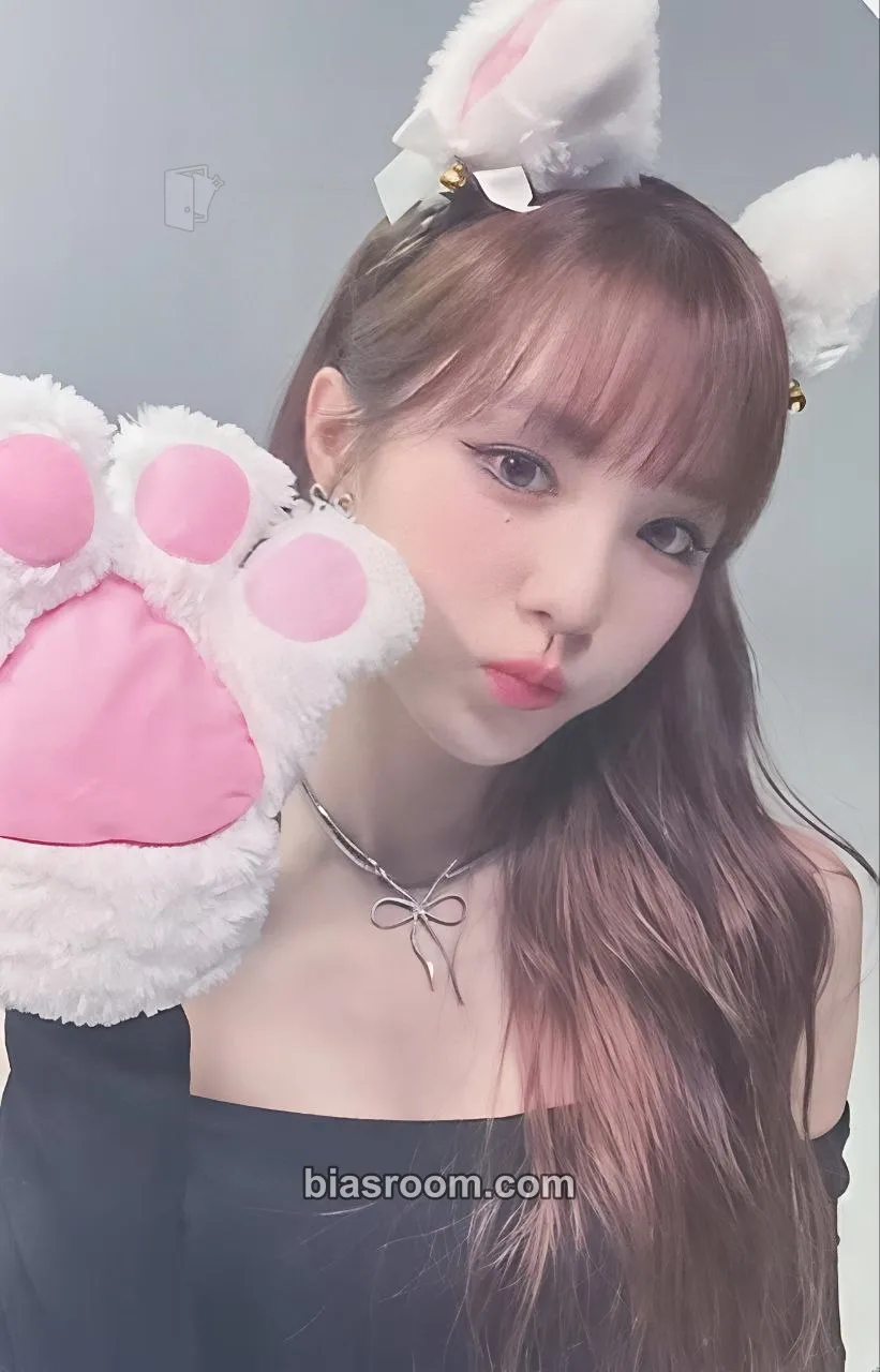 Nana 7+Up Photocard - EL7Z UP - EL7Z UP K-pop photocard
