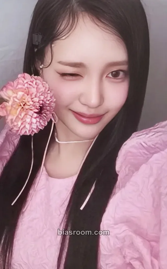 MIMIIROSE - Yunju - Reebon Album album photocard