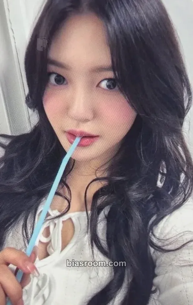 MIMIIROSE - Yunju - Reebon Album daily duck video call (fancall)