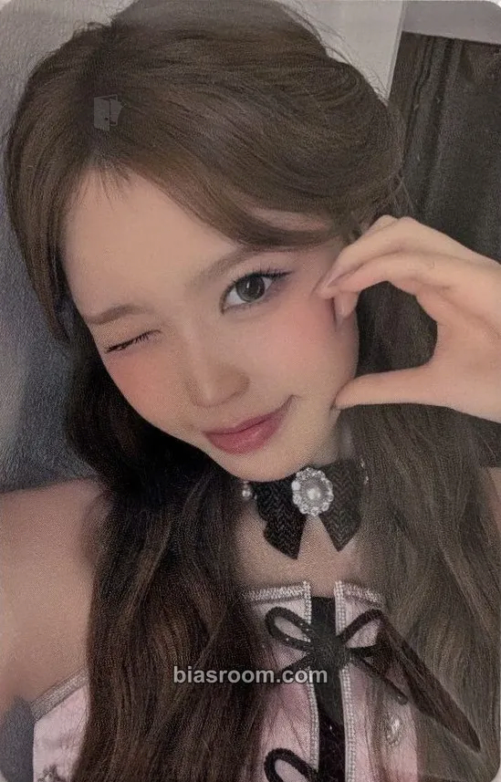 Jeong Saebi 1st Fan Con <Not Just Pretty> Photocard - izna - izna K-pop photocard