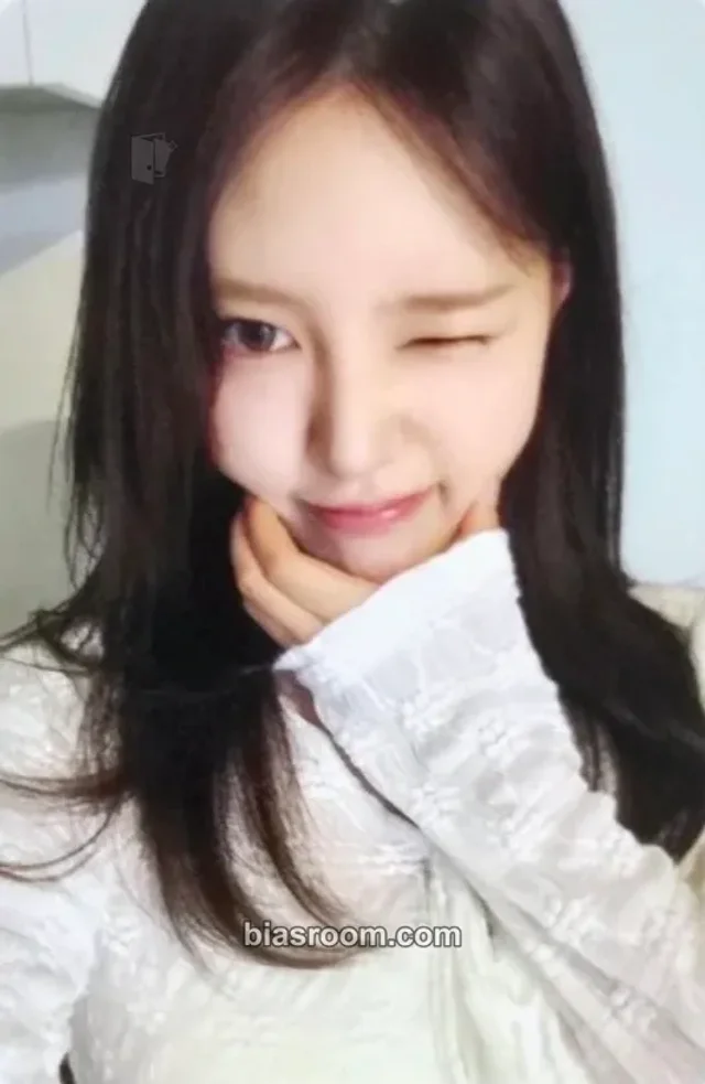 MIMIIROSE - Yunju - Reebon Album daily duck video call (fancall)