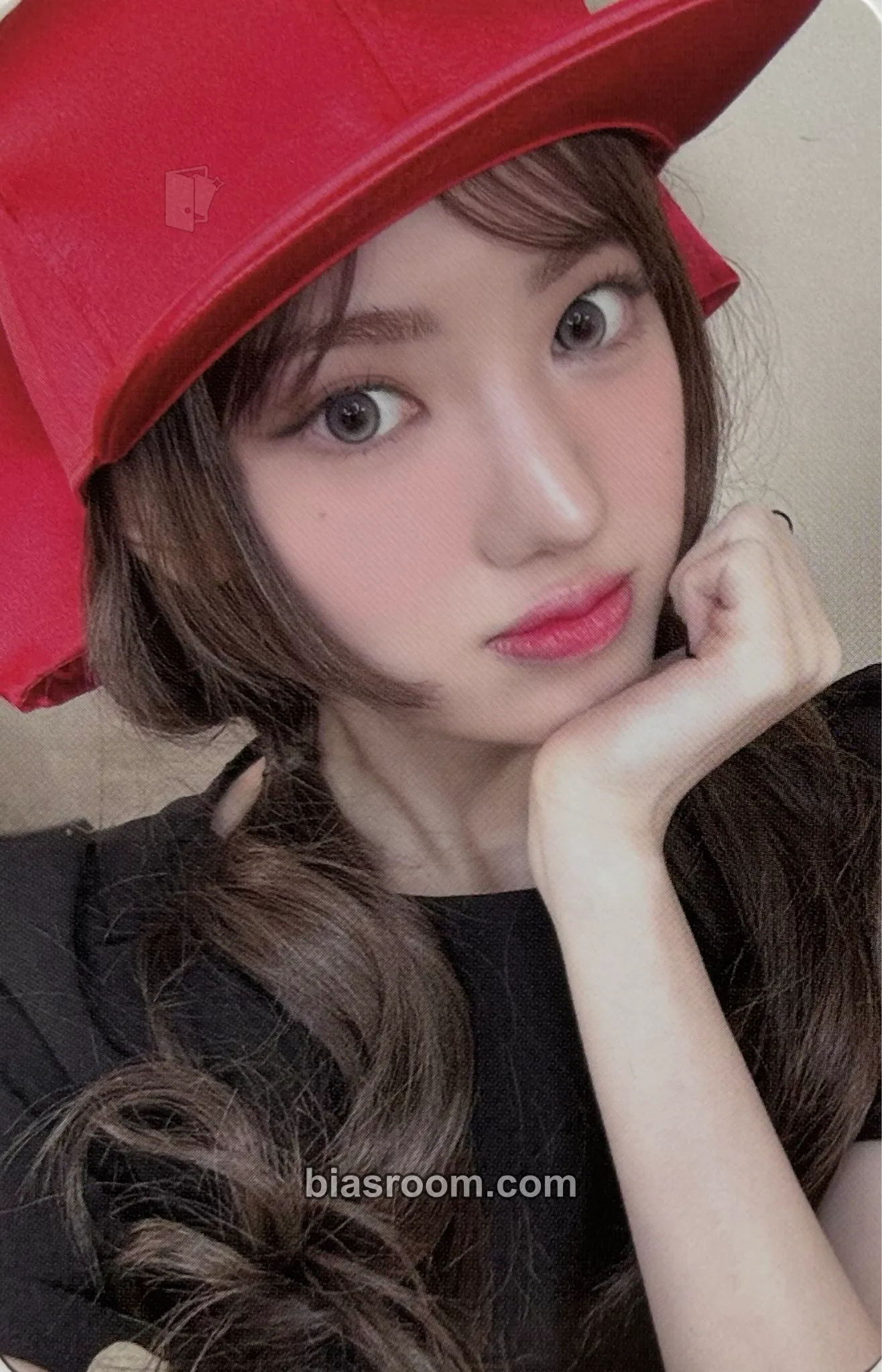Sui Delulu Pack Photocard - KiiiKiii - KiiiKiii K-pop photocard