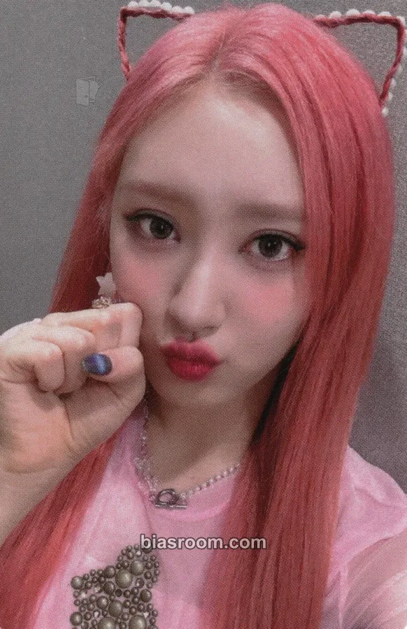 Hwiseo 7+Up Photocard - EL7Z UP - EL7Z UP K-pop photocard
