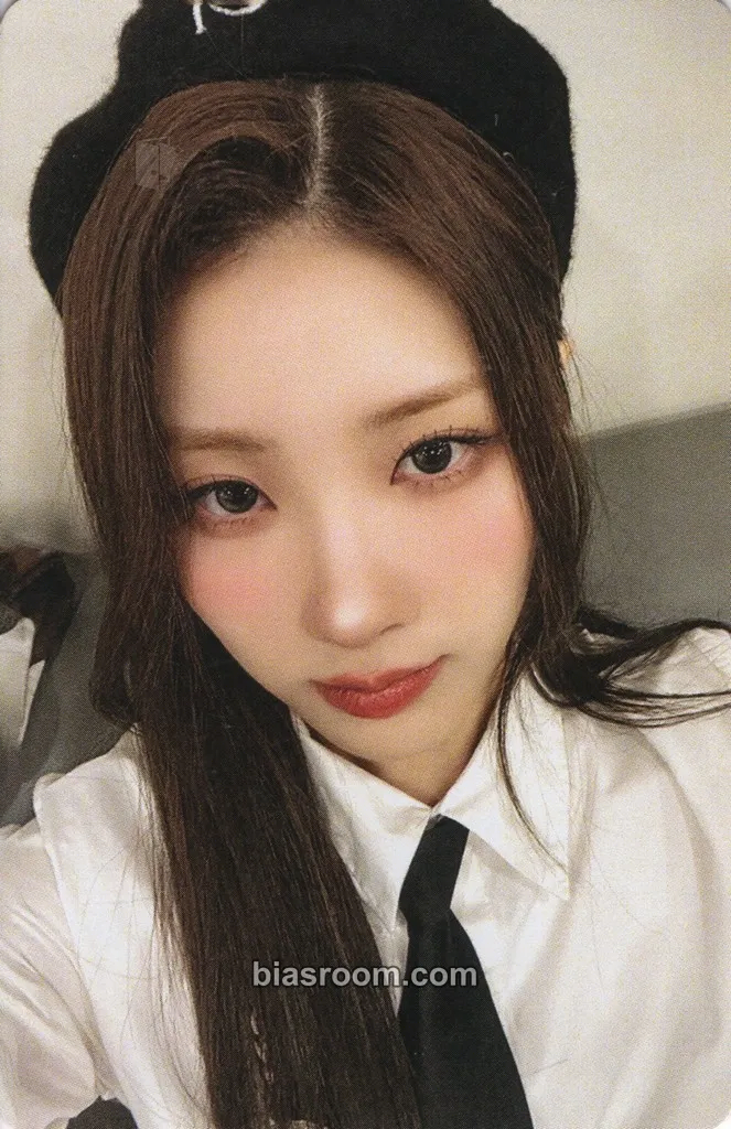 Chaein 2023 'FESTA' Tour Photocard - PURPLE KISS - PURPLE KISS K-pop photocard