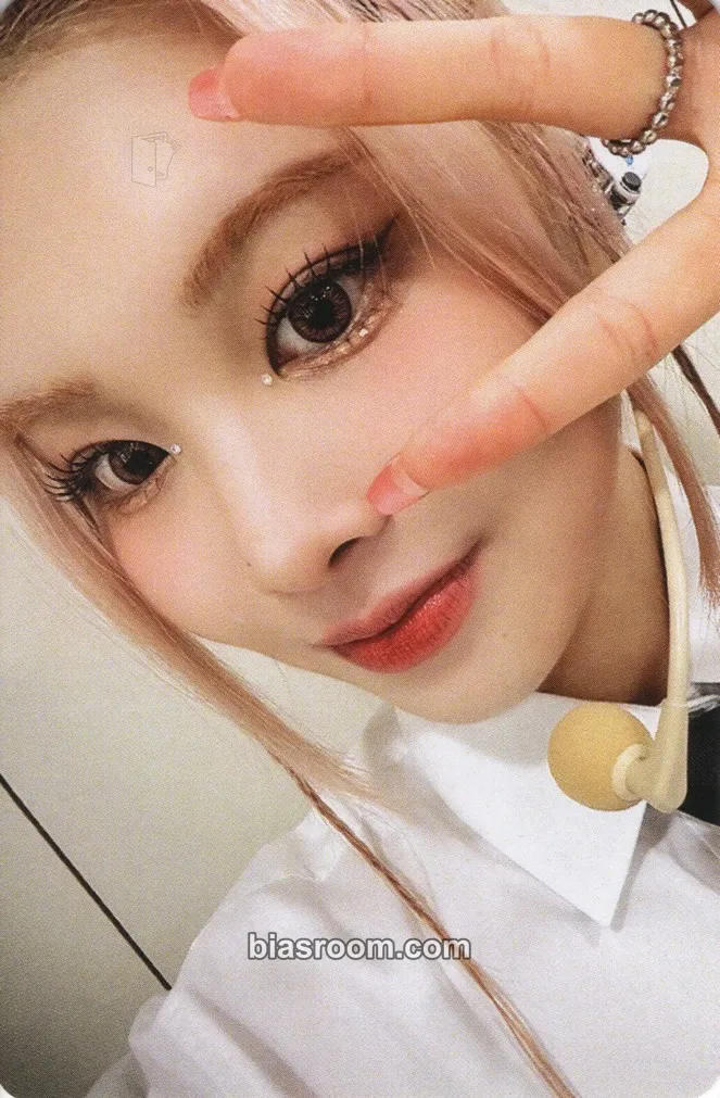 Swan 2023 'FESTA' Tour Photocard - PURPLE KISS - PURPLE KISS K-pop photocard