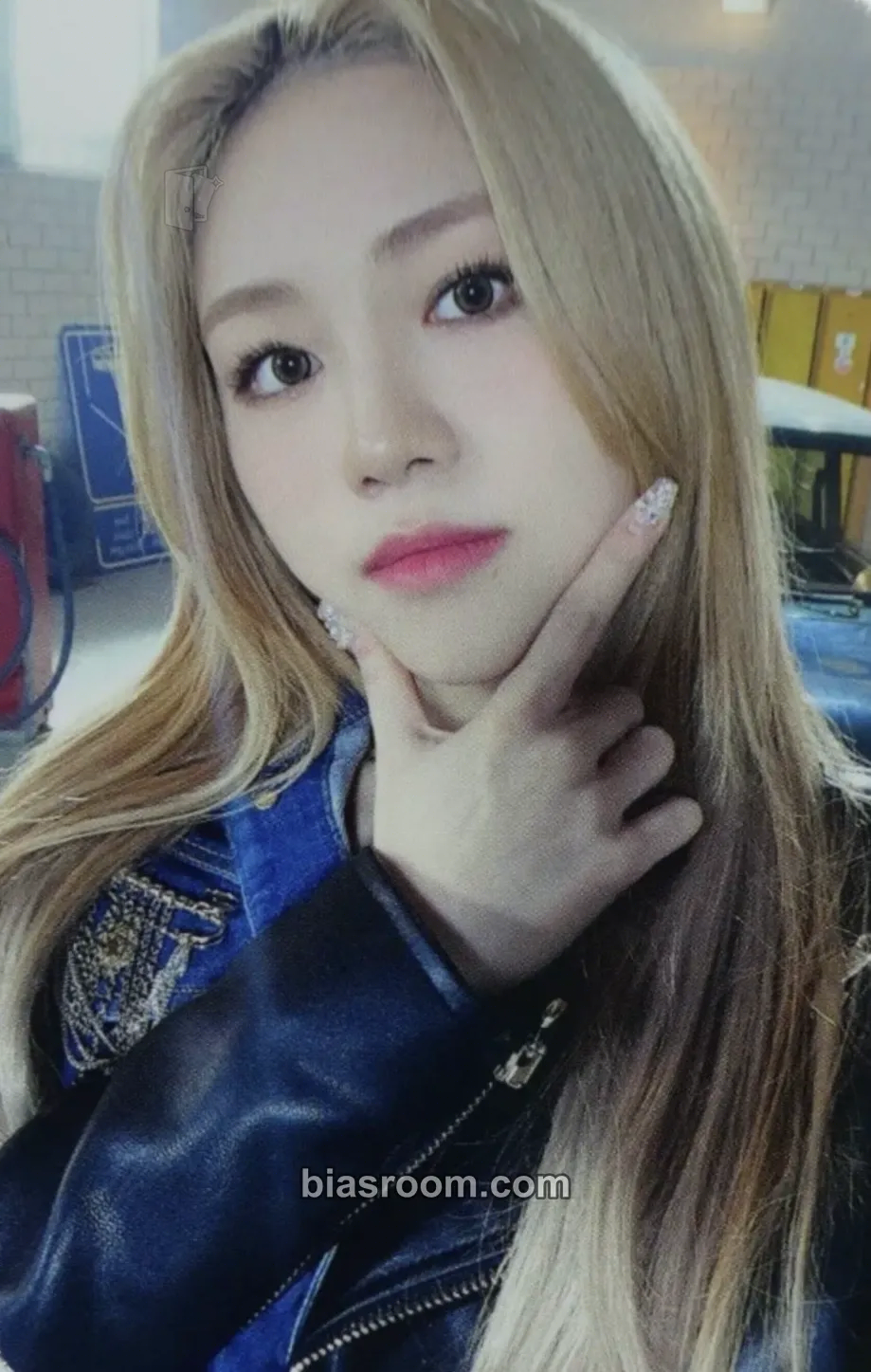Dahyun Yellow punch Photocard - Rocket Punch - Rocket Punch K-pop photocard