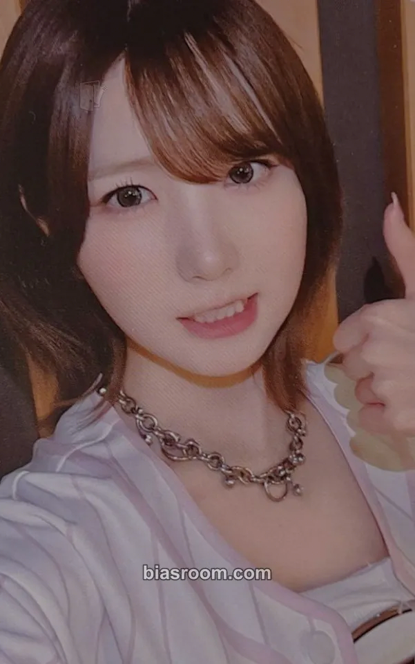 Hitomi My Name Is… Photocard - SAY MY NAME - SAY MY NAME K-pop photocard
