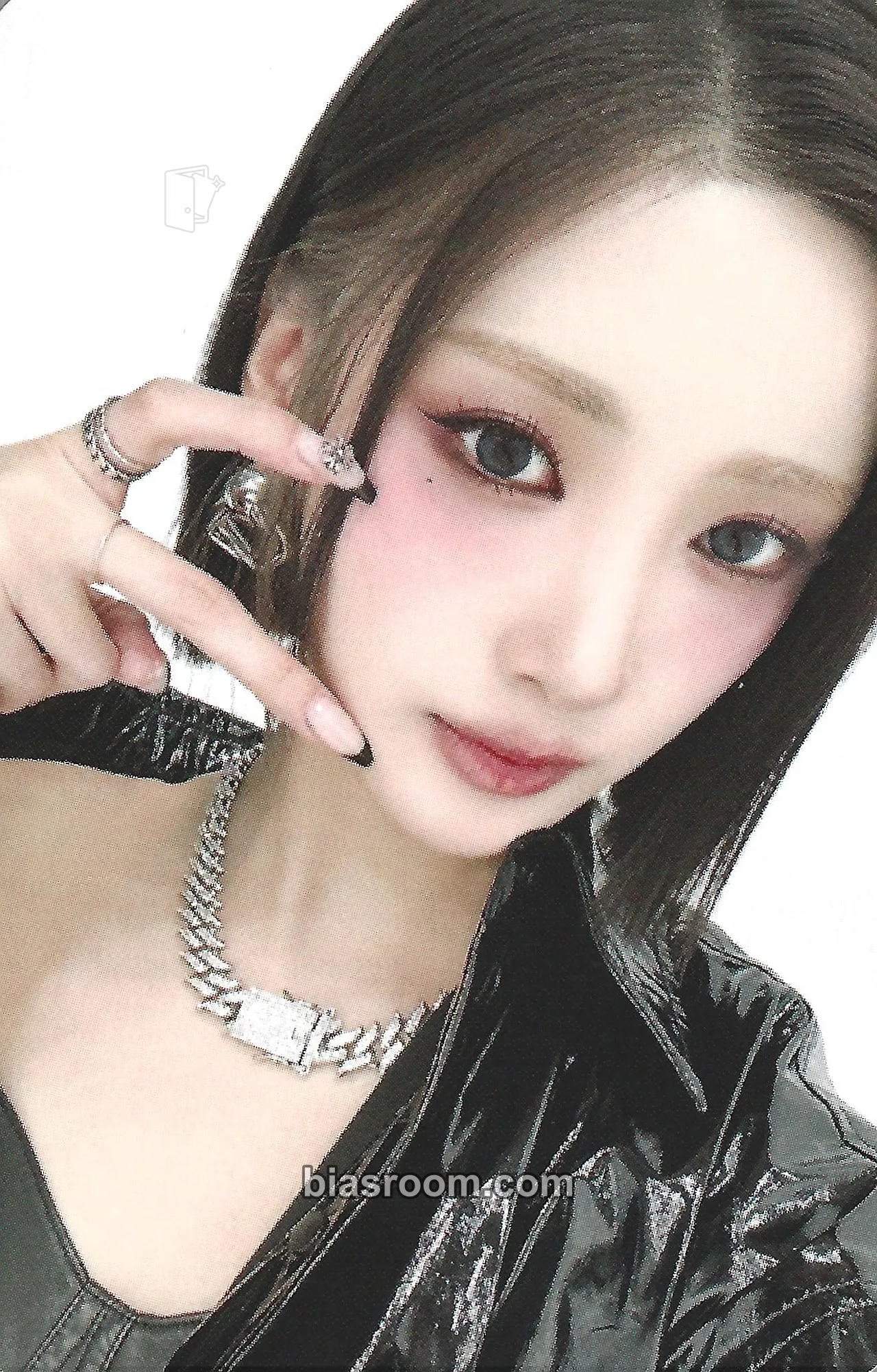Yuki BXX Photocard - PURPLE KISS - PURPLE KISS K-pop photocard
