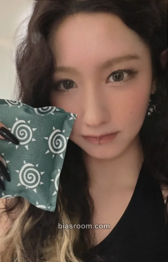i-dle - Miyeon - MONO Album broadcast week 1 lottery