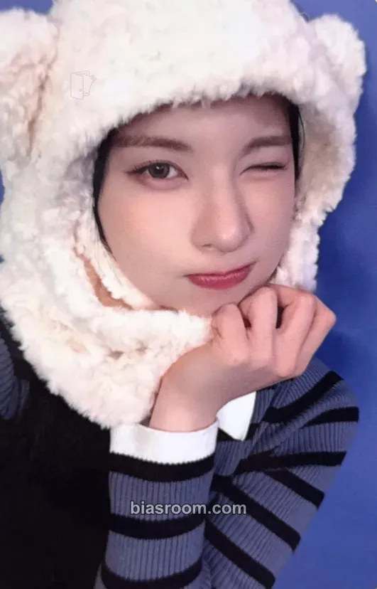 Bae Blue Valentine Photocard - NMIXX - NMIXX K-pop photocard