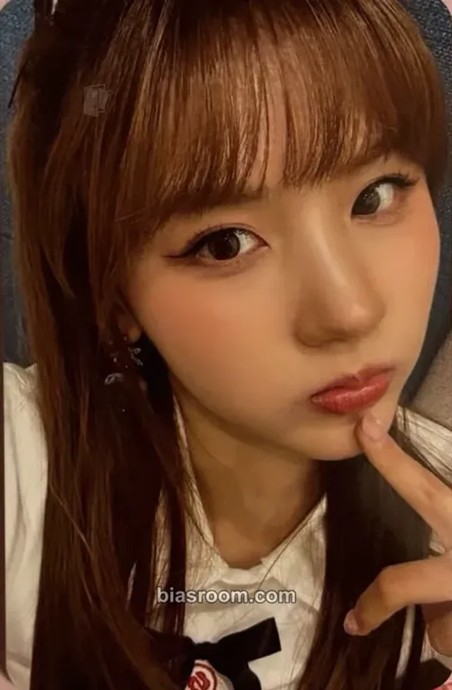 ICHILLIN’ - Jiyoon - Feelin' Hot Album