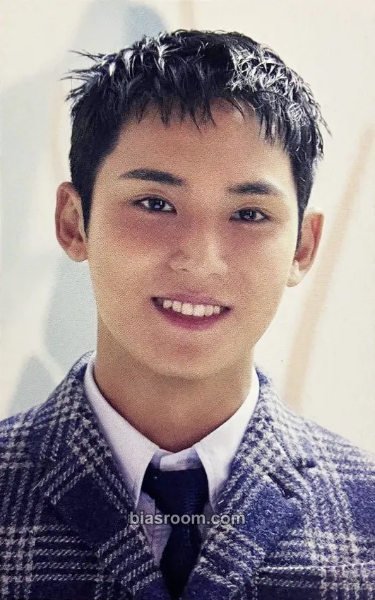 Mingyu 17 IS RIGHT HERE Photocard - SEVENTEEN - SEVENTEEN K-pop photocard
