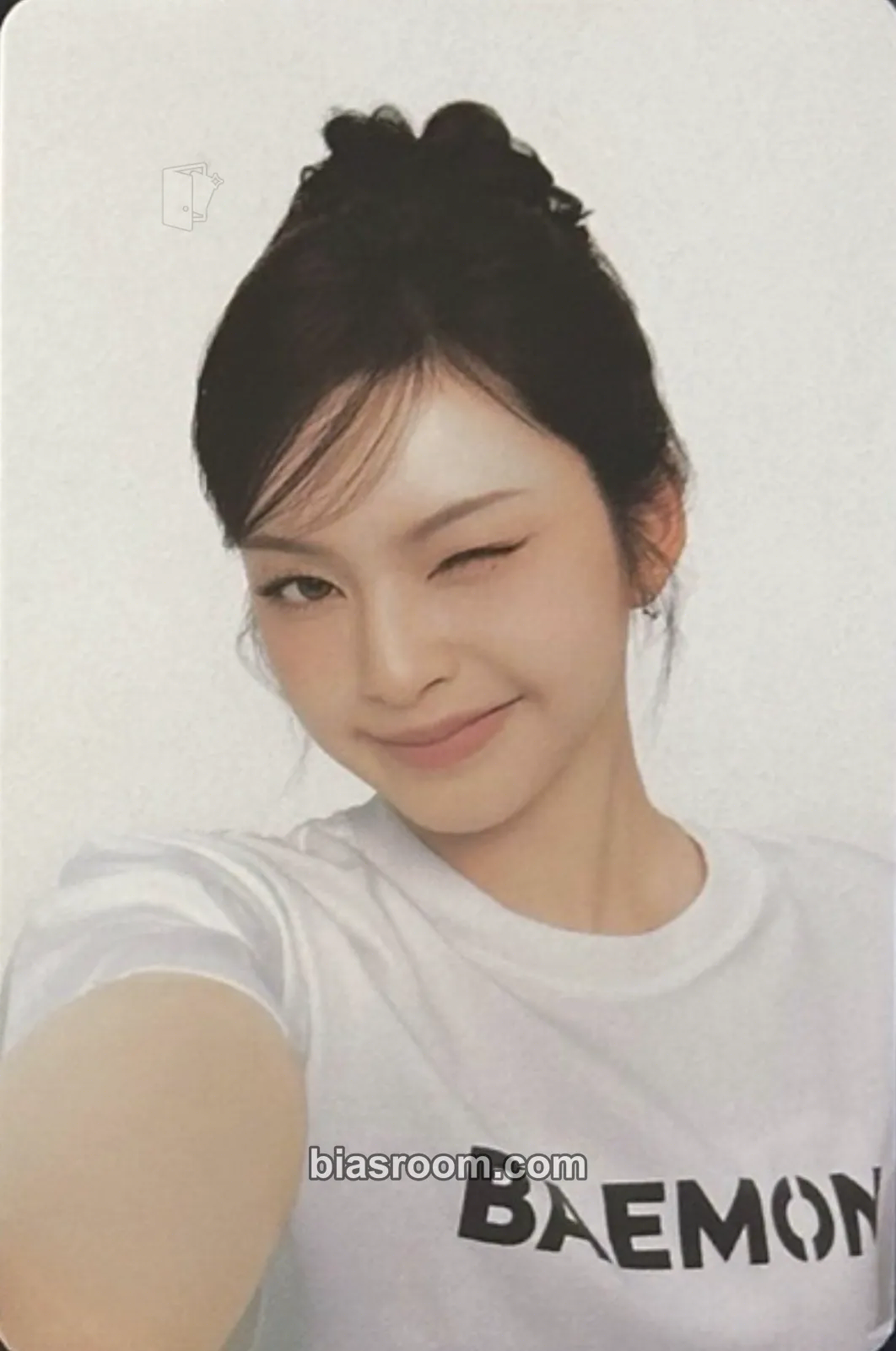 Chiquita Babymonster x UT Photocard - BABYMONSTER - BABYMONSTER K-pop photocard