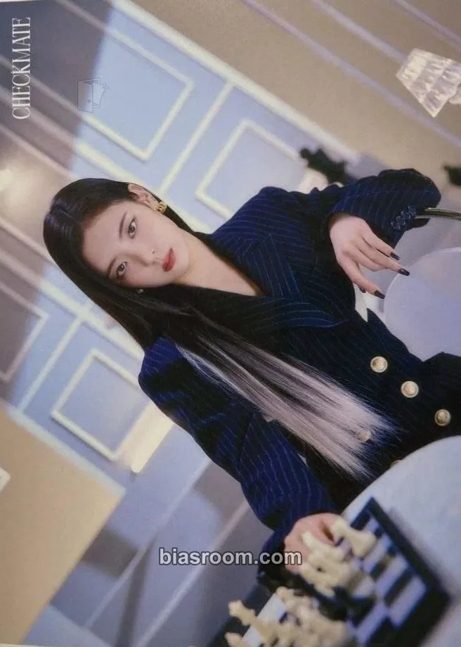 Lia ITZY The 1st World Tour 'Checkmate' Photocard - ITZY - ITZY K-pop photocard