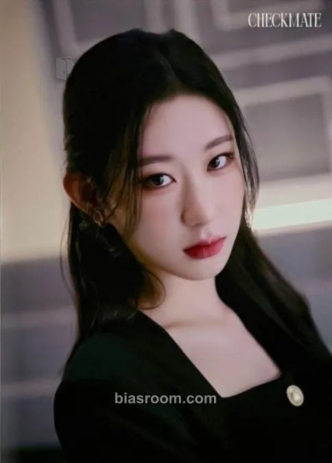 Chaeryeong ITZY The 1st World Tour 'Checkmate' Photocard - ITZY - ITZY K-pop photocard