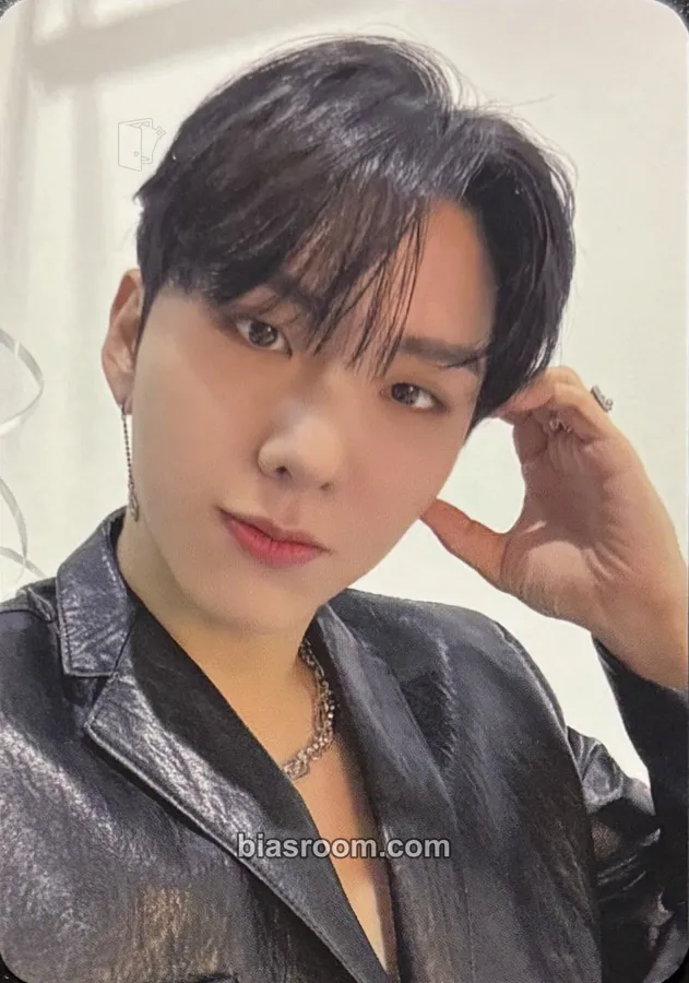 Kihyun REASON Photocard - MONSTA X - MONSTA X K-pop photocard