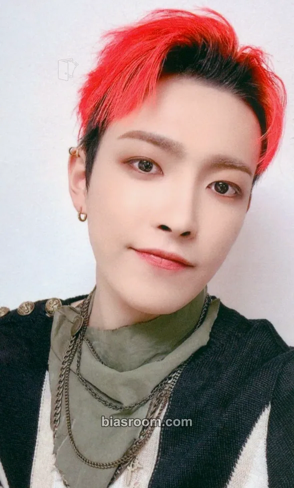 Hongjoong THE WORLD EP.2 : OUTLAW Photocard - ATEEZ - ATEEZ K-pop photocard