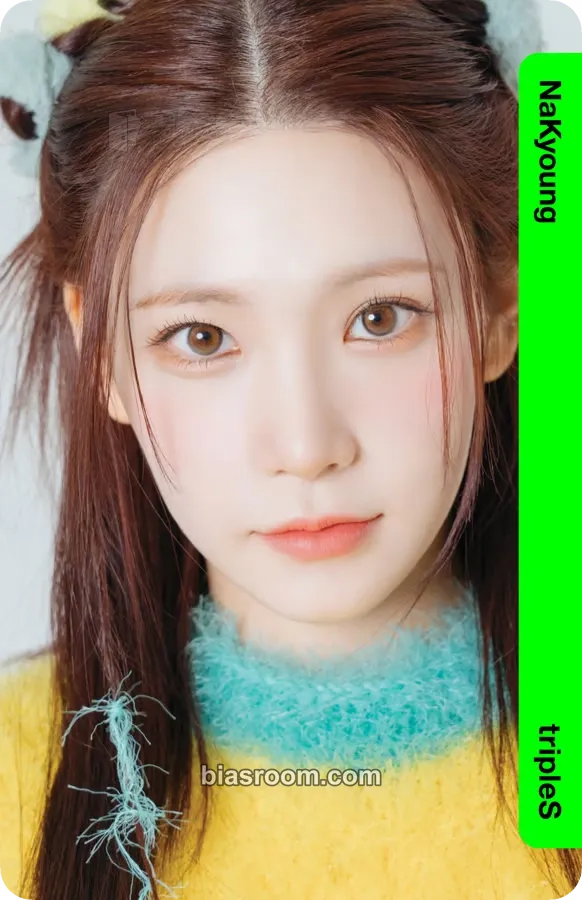 Nakyoung Binary01 First Class Objekts Photocard - tripleS - tripleS K-pop photocard