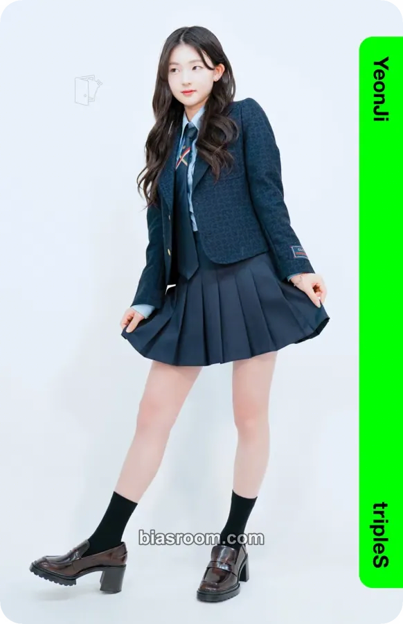 Yeonji Binary01 First Class Objekts Photocard - tripleS - tripleS K-pop photocard