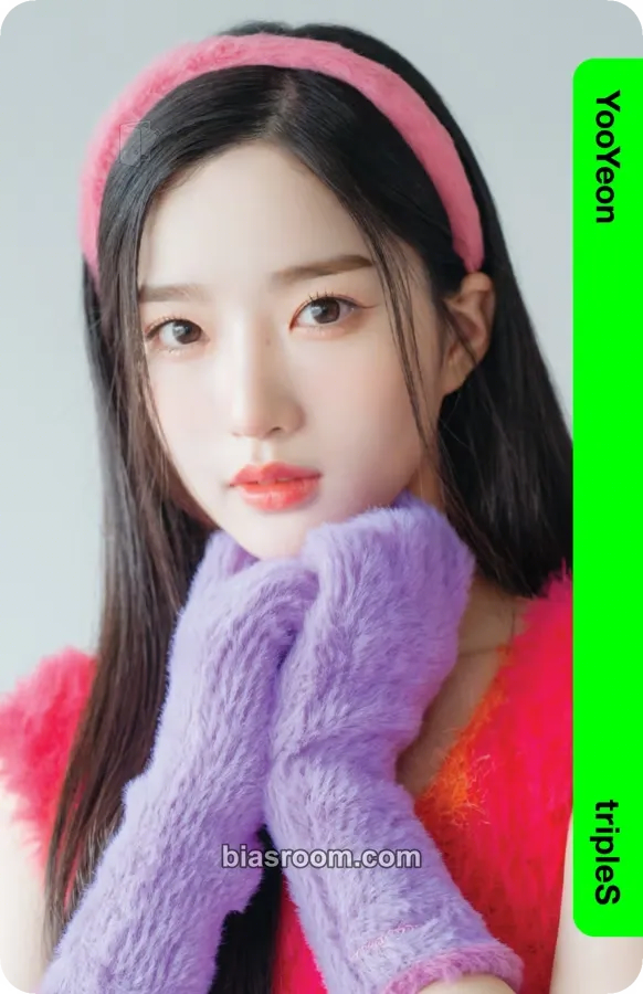 Yooyeon Binary01 First Class Objekts Photocard - tripleS - tripleS K-pop photocard