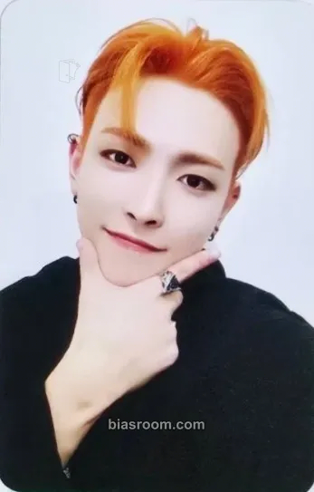 Hongjoong GOLDEN HOUR : Part.1 Photocard - ATEEZ - ATEEZ K-pop photocard