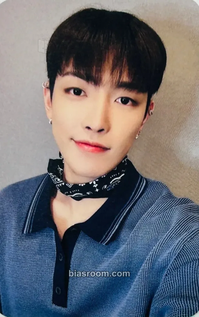 Hongjoong GOLDEN HOUR : Part.1 Photocard - ATEEZ - ATEEZ K-pop photocard