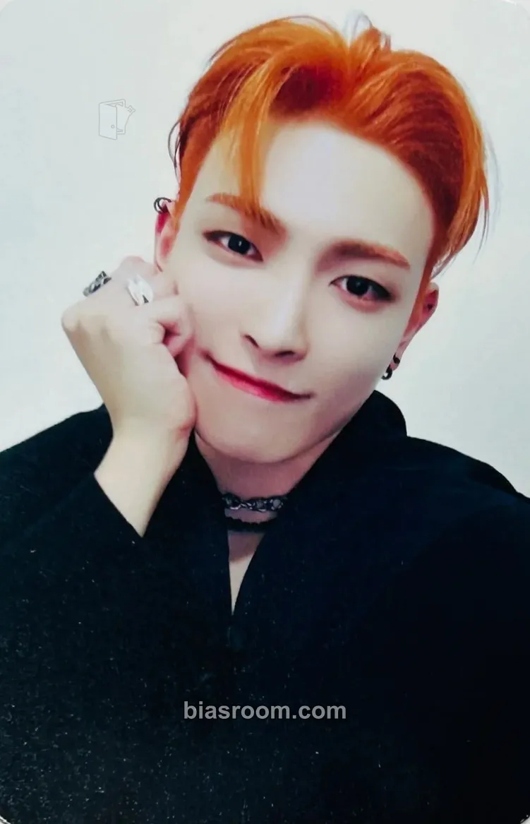 Hongjoong GOLDEN HOUR : Part.1 Photocard - ATEEZ - ATEEZ K-pop photocard