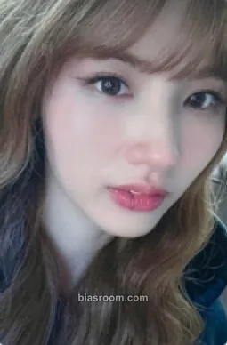 Jiyoon Feelin' Hot Photocard - ICHILLIN’ - ICHILLIN’ K-pop photocard