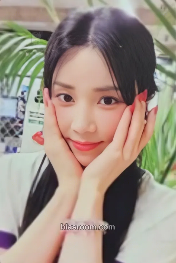 Chorong SELF Photocard - Apink - Apink K-pop photocard