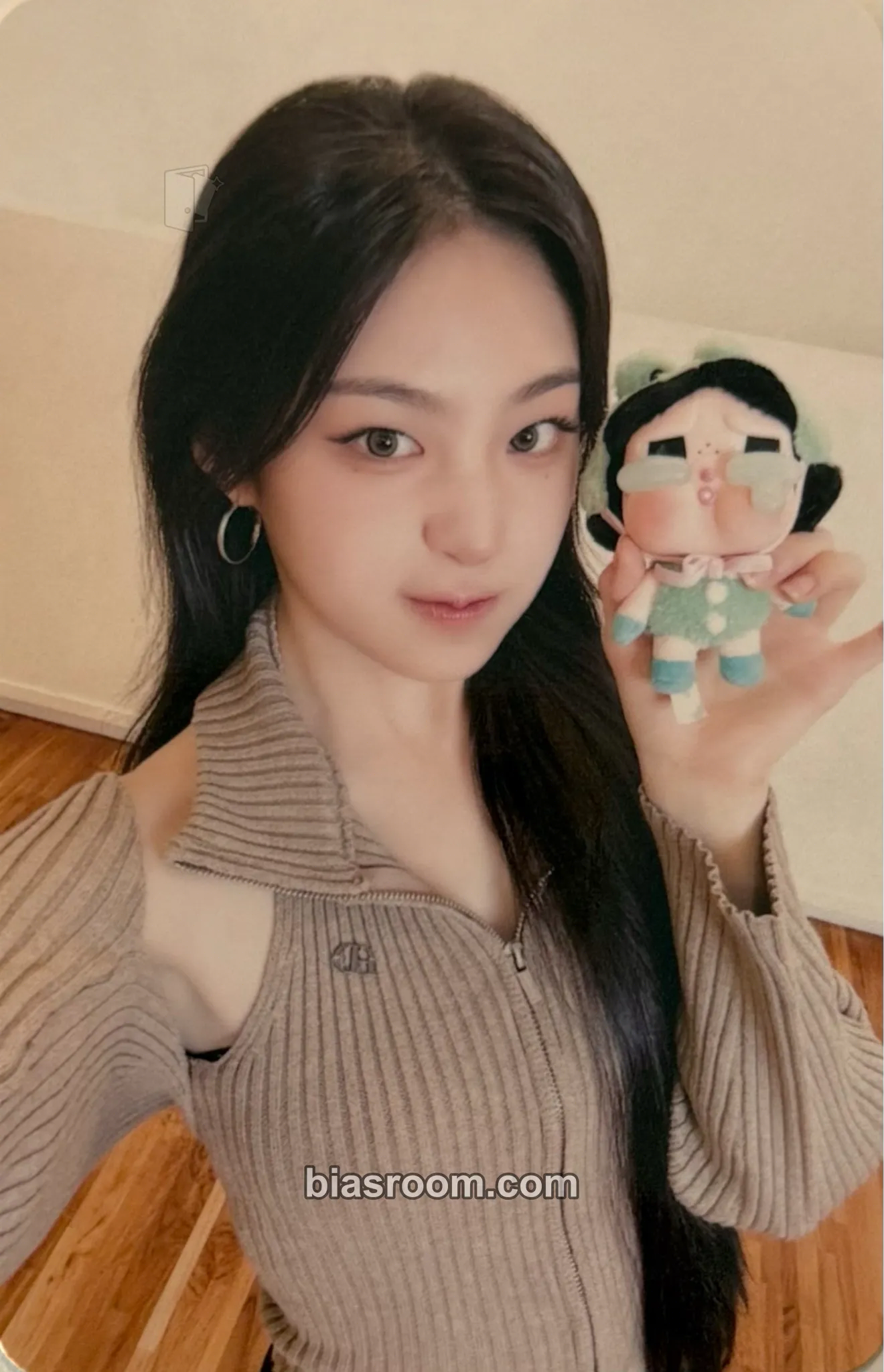 Beni I DONT CARE Photocard - Baby DONT Cry - Baby DONT Cry K-pop photocard