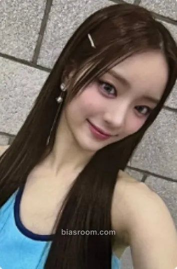 E.JI Feelin' Hot Photocard - ICHILLIN’ - ICHILLIN’ K-pop photocard
