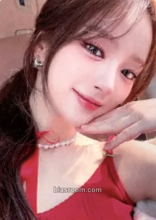 E.JI Feelin' Hot Photocard - ICHILLIN’ - ICHILLIN’ K-pop photocard