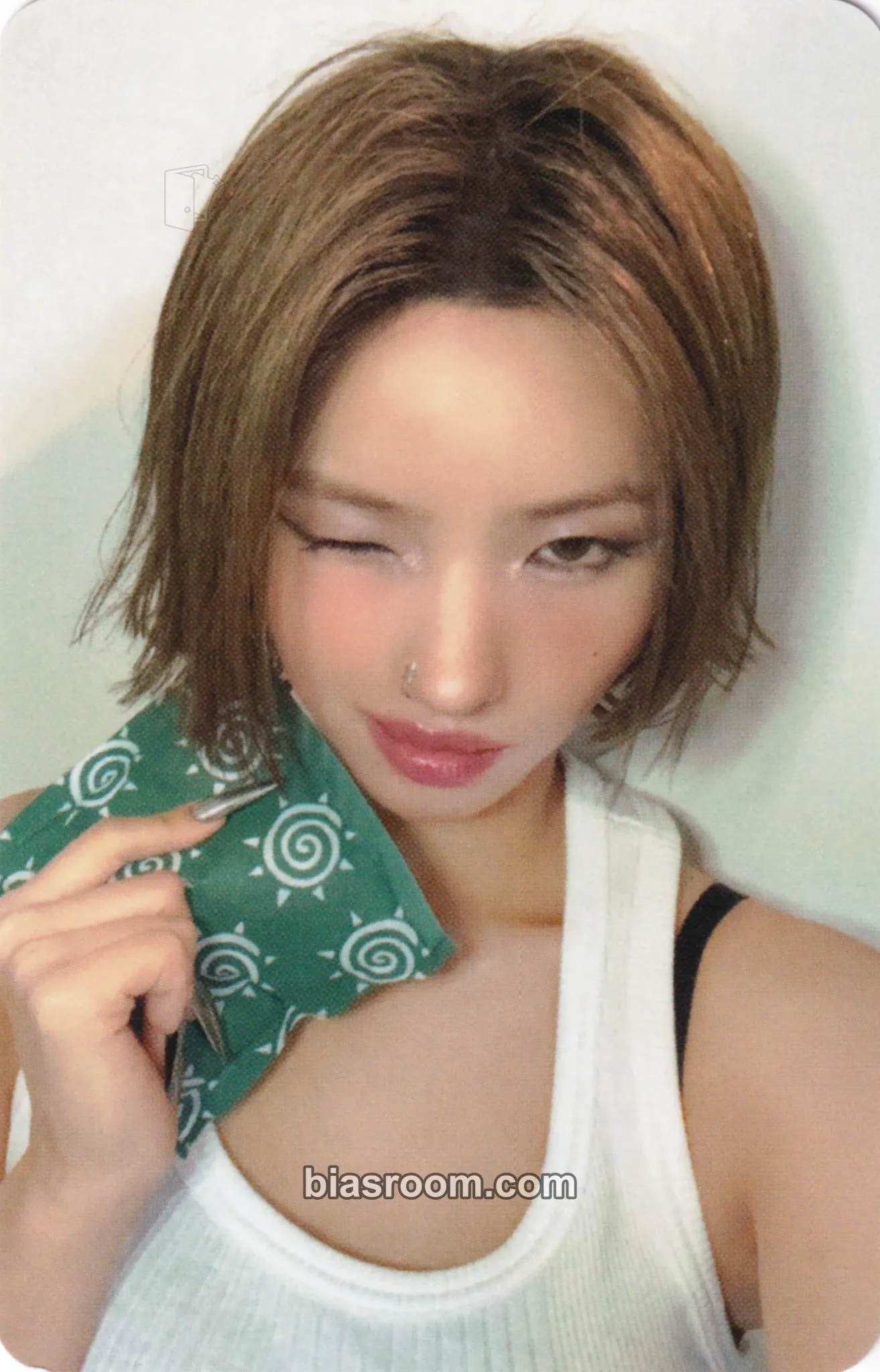 Soyeon MONO Photocard - i-dle - i-dle K-pop photocard