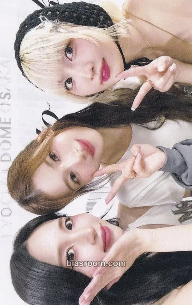 TWICE - Momo & Sana & Mina - "HAUTE COUTURE" Japan Dome Tour 2024 DVD Other photocard set
