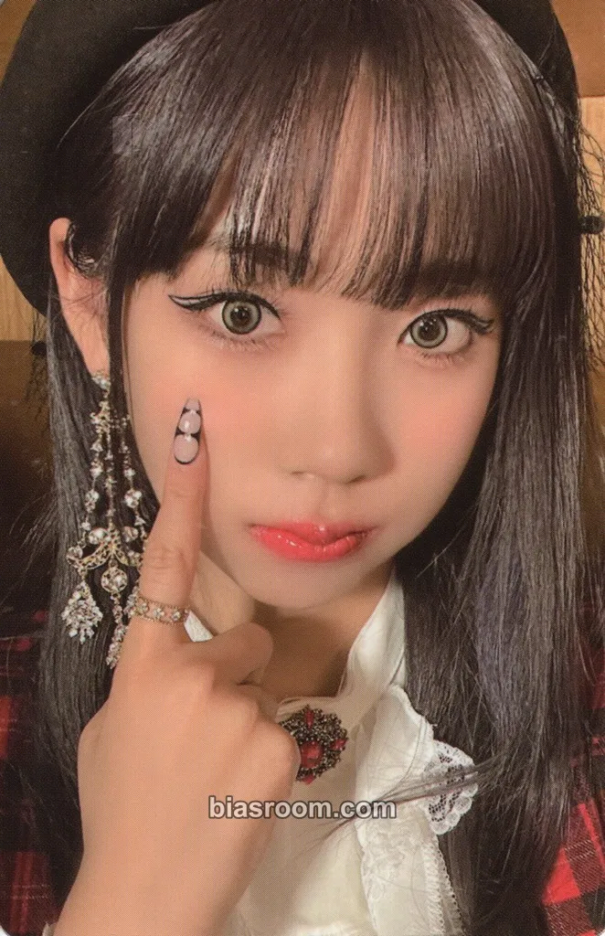 Dosie Cabin Fever Photocard - PURPLE KISS - PURPLE KISS K-pop photocard