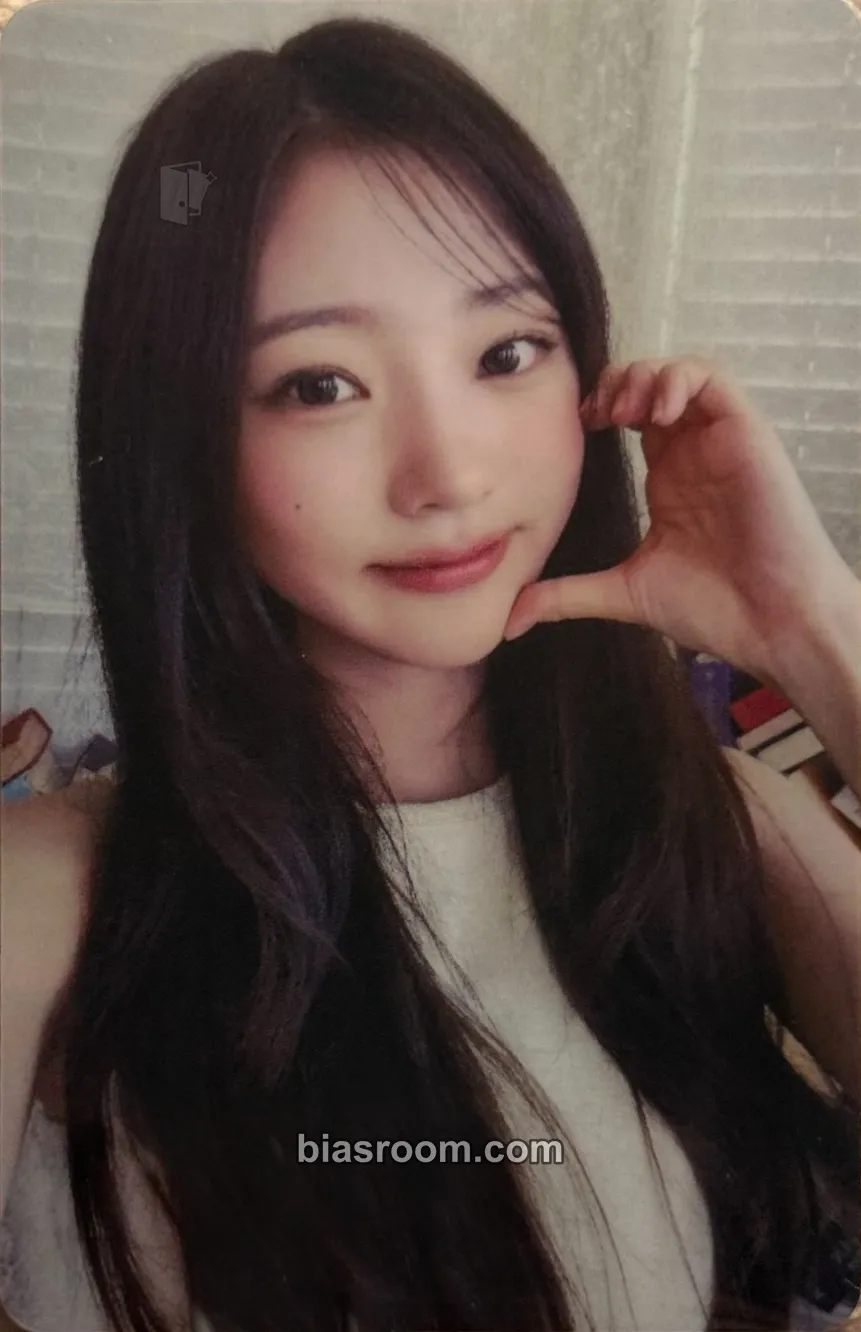 Stella FOCUS Photocard - Hearts2Hearts - Hearts2Hearts K-pop photocard
