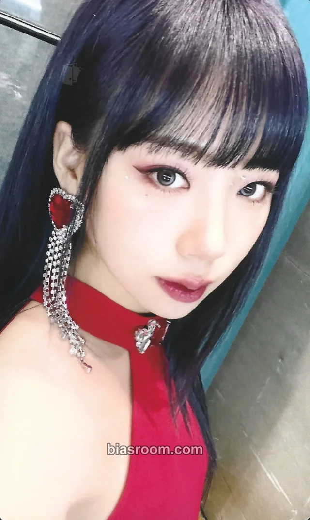 PURPLE KISS - Dosie - Dear Violet Album album photocard solo version