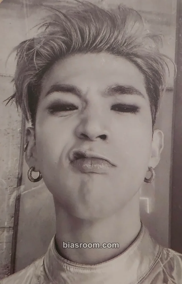 KARD - BM - KARD 5th Mini Album 'Re:' Album