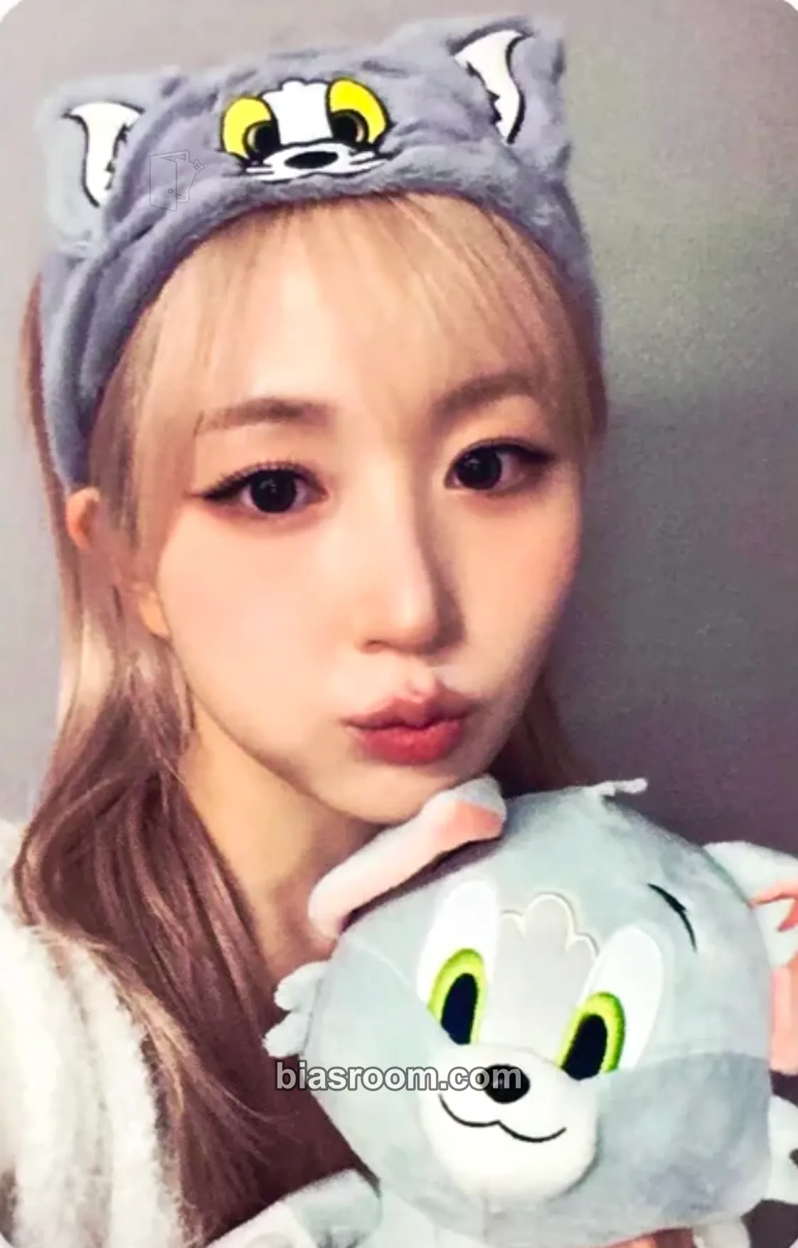 Haewon Blue Valentine Photocard - NMIXX - NMIXX K-pop photocard