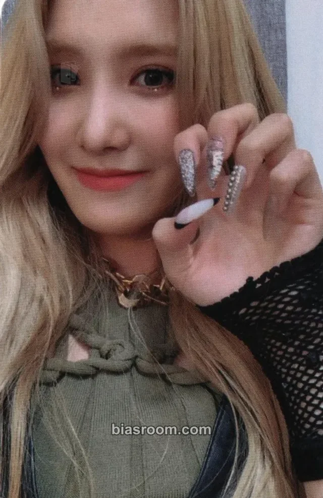 BVNDIT - Simyeong - Re-Original Album purchase benefit everline fansign
