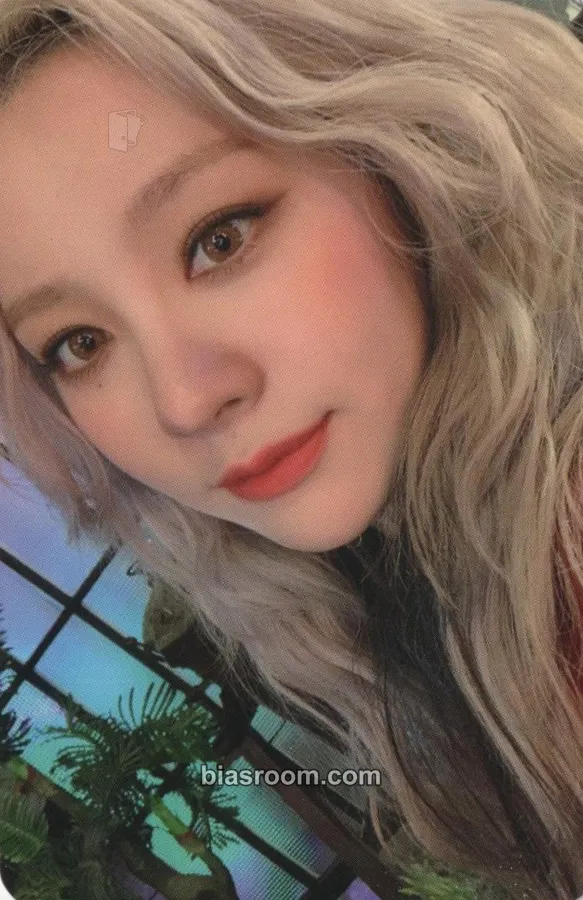 Yiyeon Re-Original Photocard - BVNDIT - BVNDIT K-pop photocard
