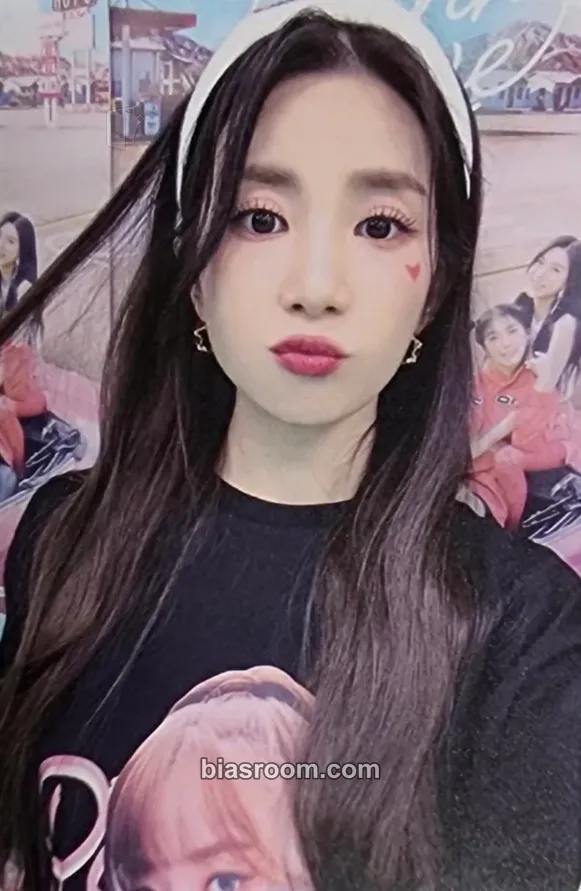 Chorong SELF Photocard - Apink - Apink K-pop photocard