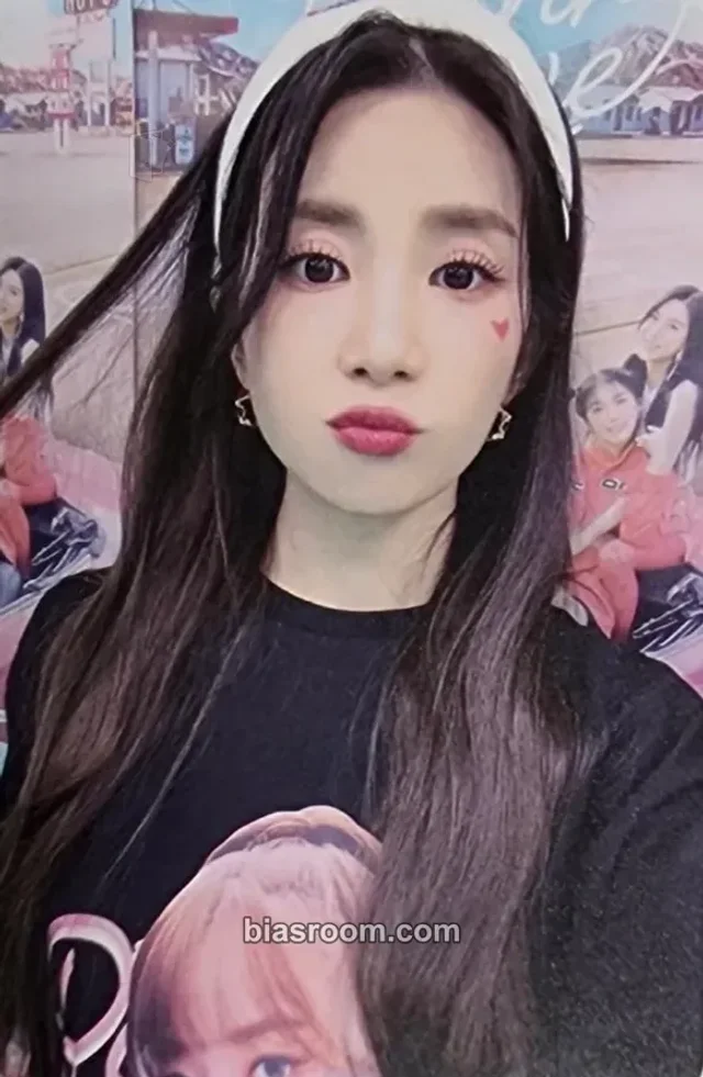 Apink - Chorong - SELF Album soundwave lucky draw
