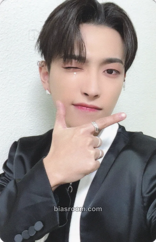 Hongjoong SPIN OFF : FROM THE WITNESS Photocard - ATEEZ - ATEEZ K-pop photocard