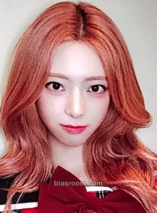 Yuna Girls Will Be Girls Photocard - ITZY - ITZY K-pop photocard
