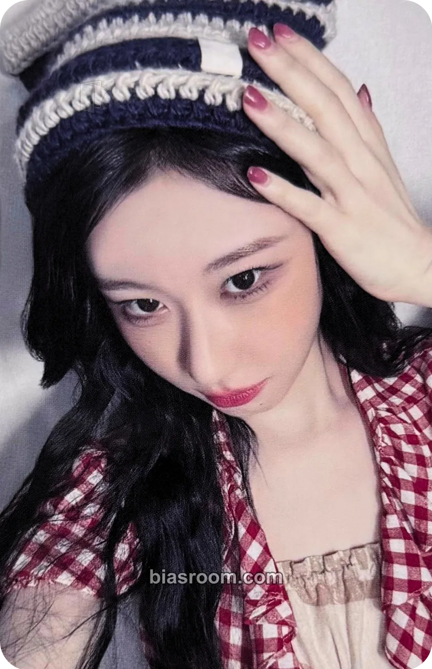 Chaeryeong Girls Will Be Girls Photocard - ITZY - ITZY K-pop photocard