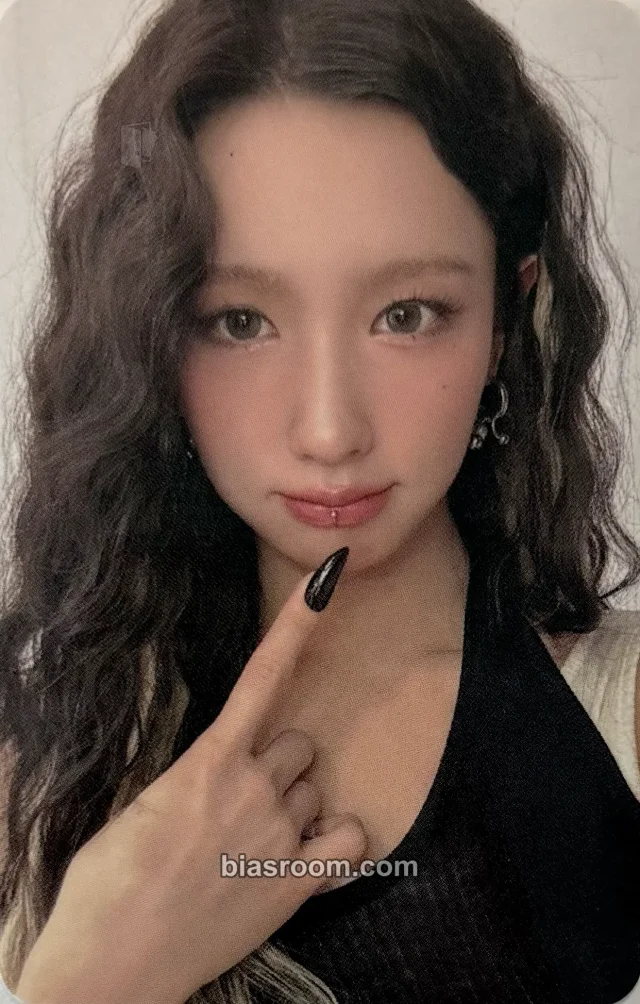 i-dle - Miyeon - MONO Album photocard set fan meeting tin case