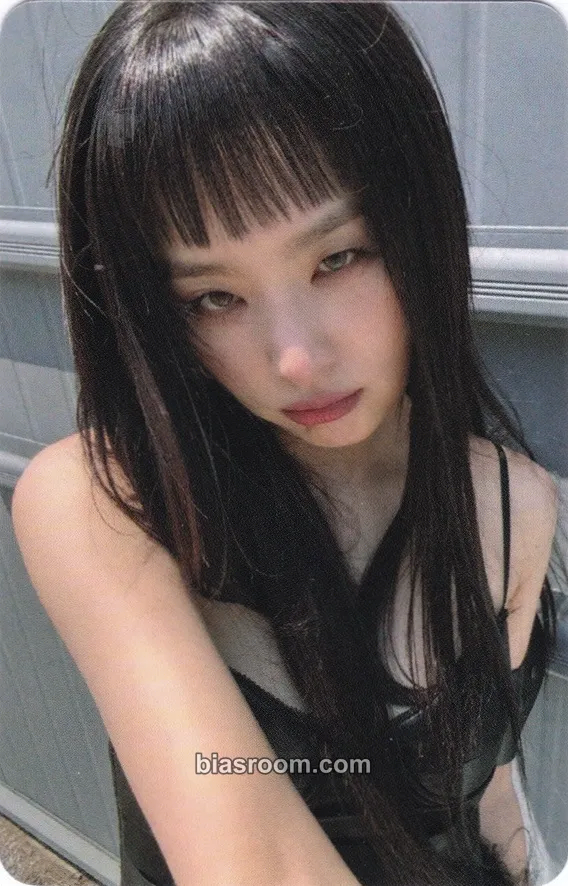 Seulgi Tilt Photocard - Red Velvet - Red Velvet K-pop photocard