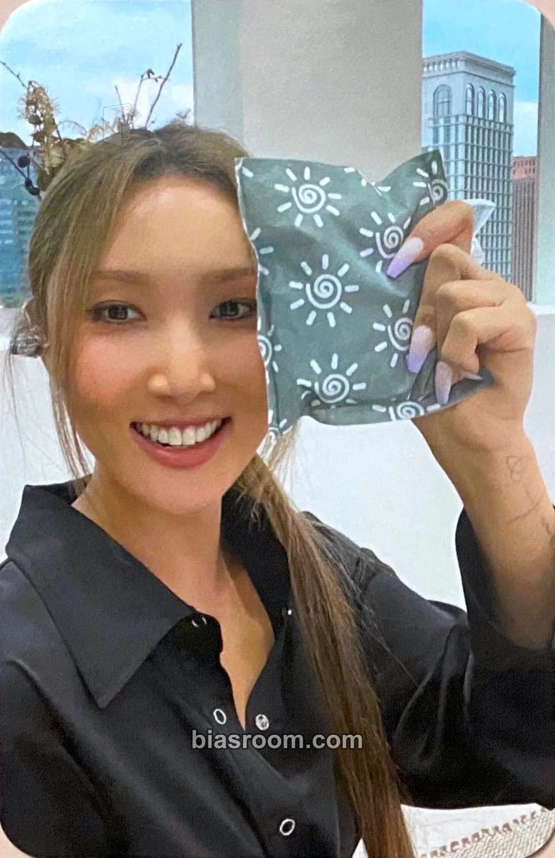 Hwasa WAW Photocard - MAMAMOO - MAMAMOO K-pop photocard