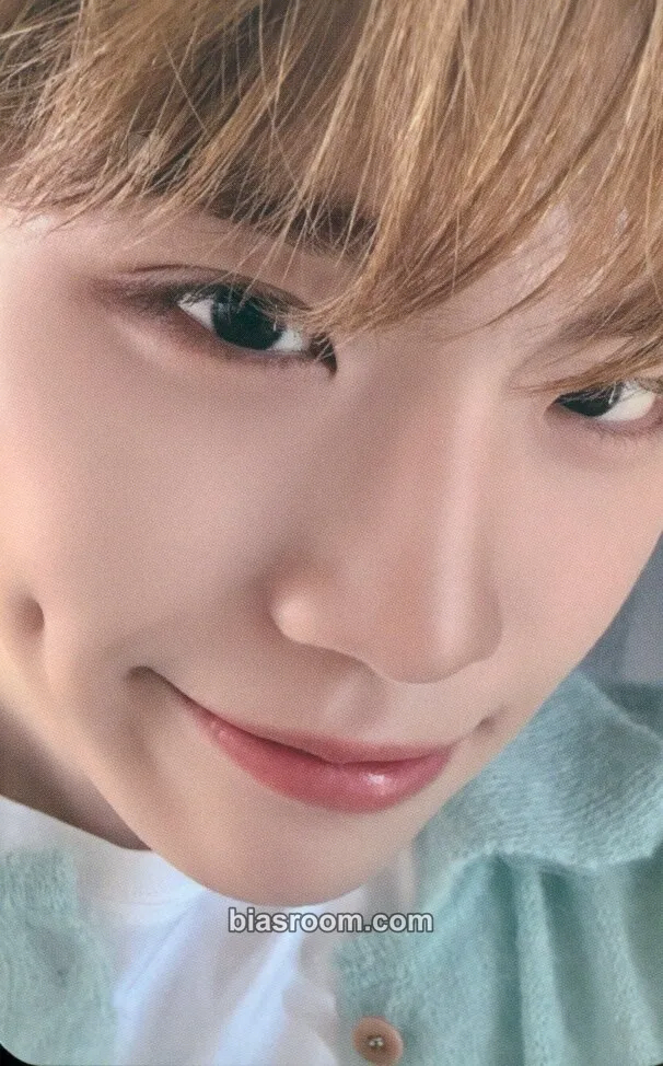 Taerae 2024 Seasons Greetings 'Good Night' Photocard - ZEROBASEONE - ZEROBASEONE K-pop photocard